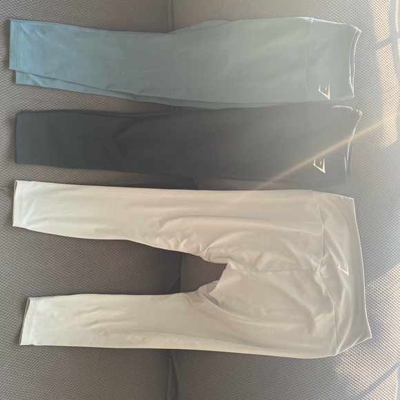 Gymshark Training Leggings - Picture 2 of 4